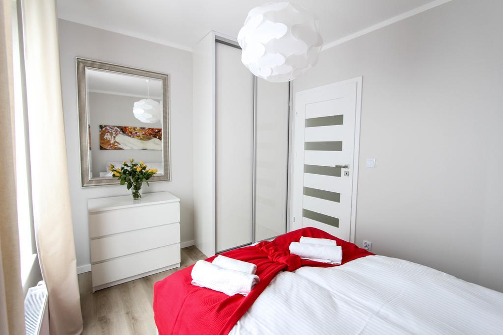 Rezydencja Apartamenty Ostrowski Ustronie Morskie Exterior foto